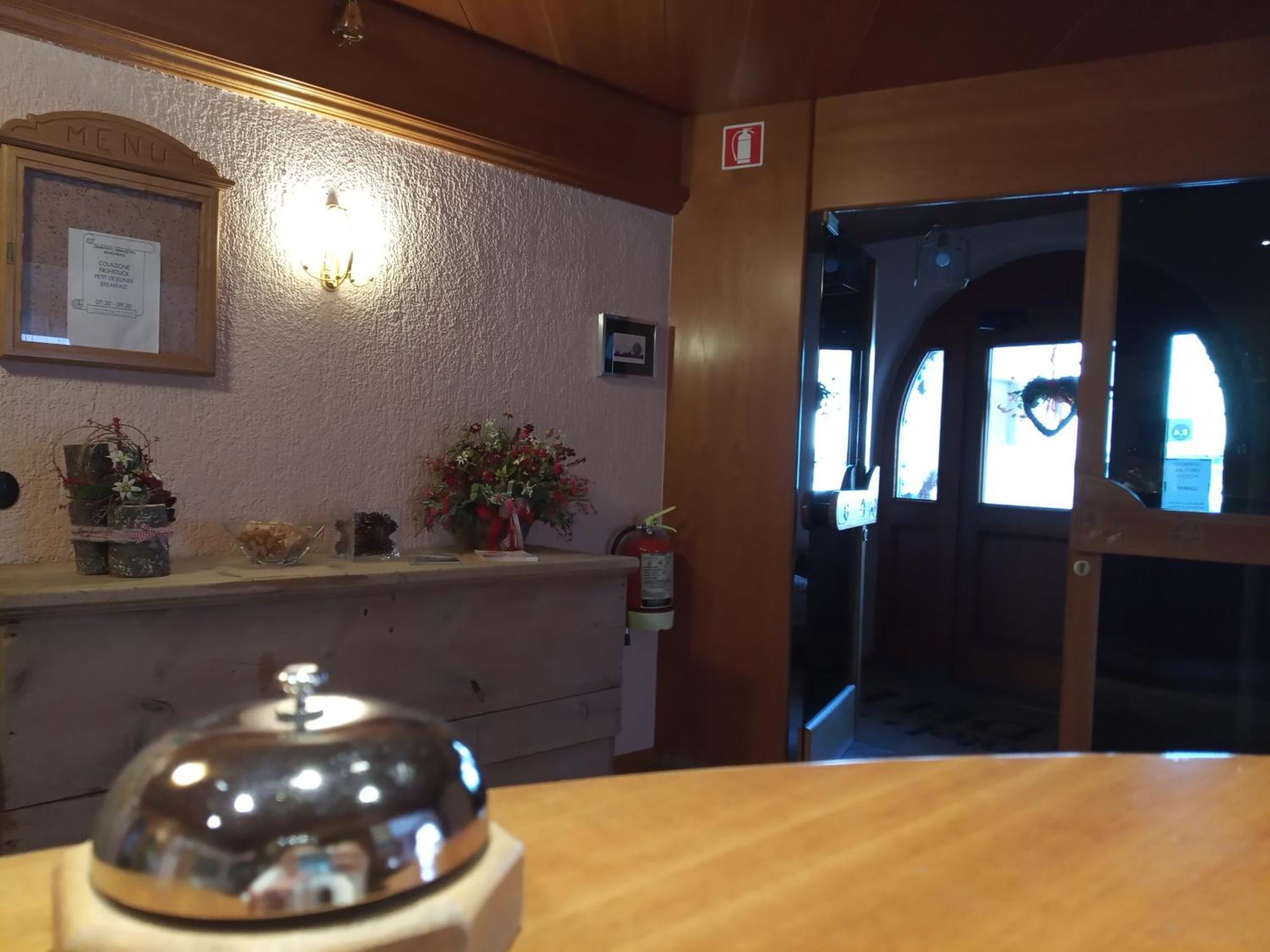 Hotel Adele Ливиньо Экстерьер фото